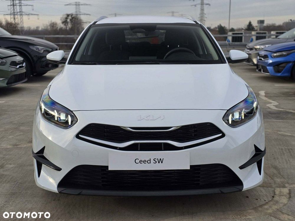 Kia Ceed - 3