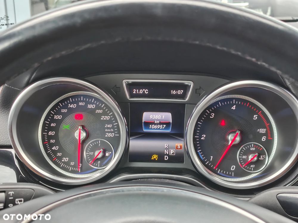 Mercedes-Benz GLE 350 d 4-Matic - 17