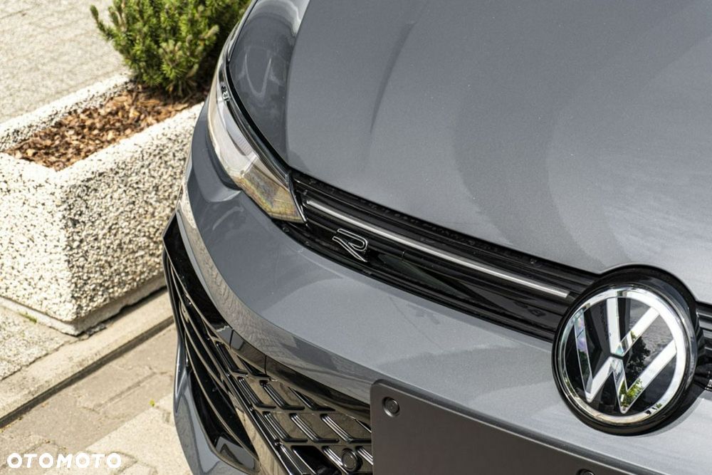 Volkswagen Golf - 7