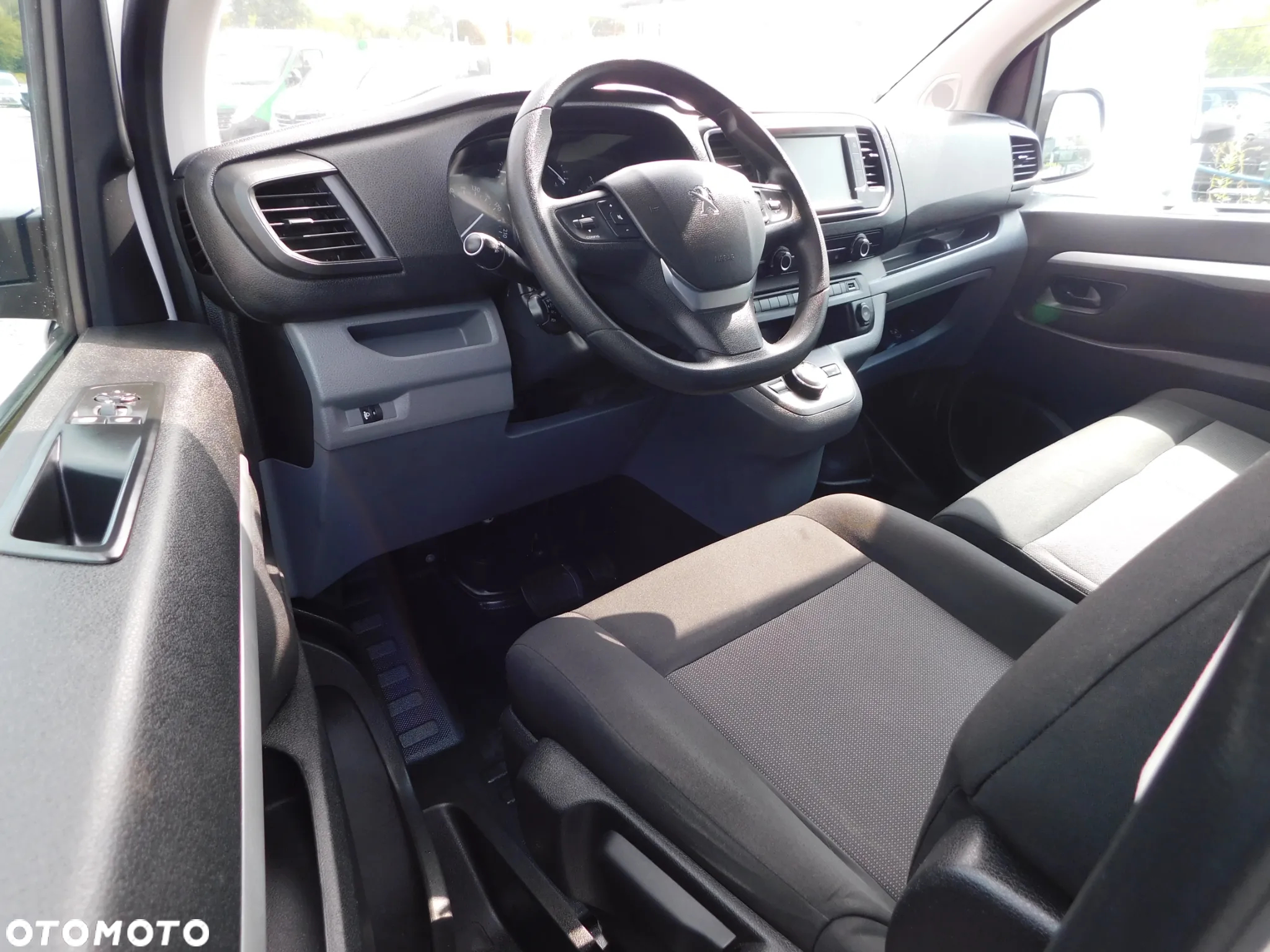 Peugeot EXPERT - 6