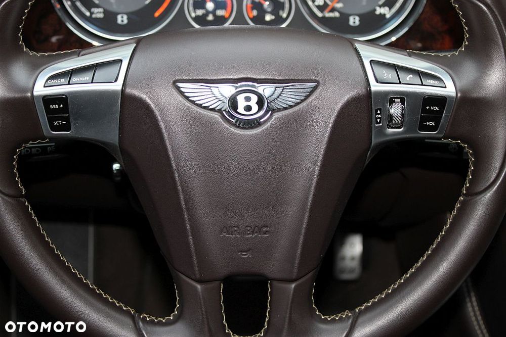Bentley Continental GT - 18
