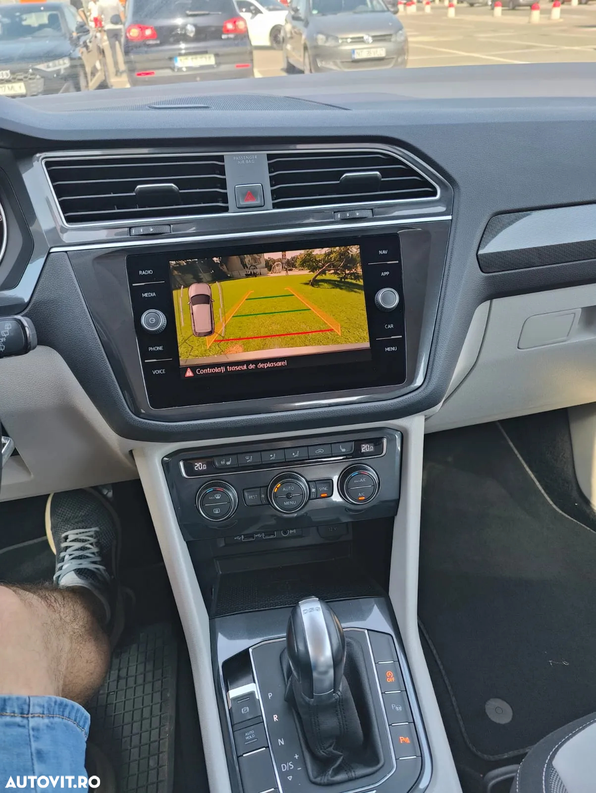 Volkswagen Tiguan 2.0 TDI 4Mot DSG Comfortline - 6