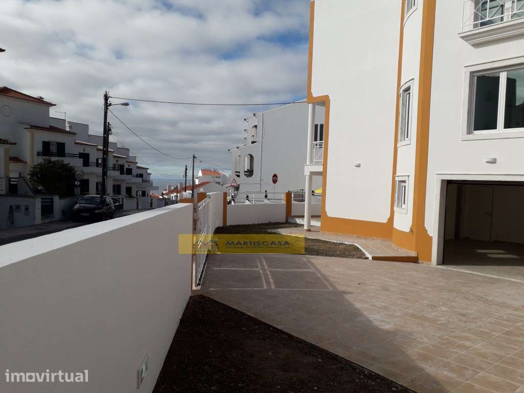 Moradia T3+1 Centro Ericeira/VISTA MAR - OFERTA ESCRITURA E REGISTOS - Grande imagem: 2/48