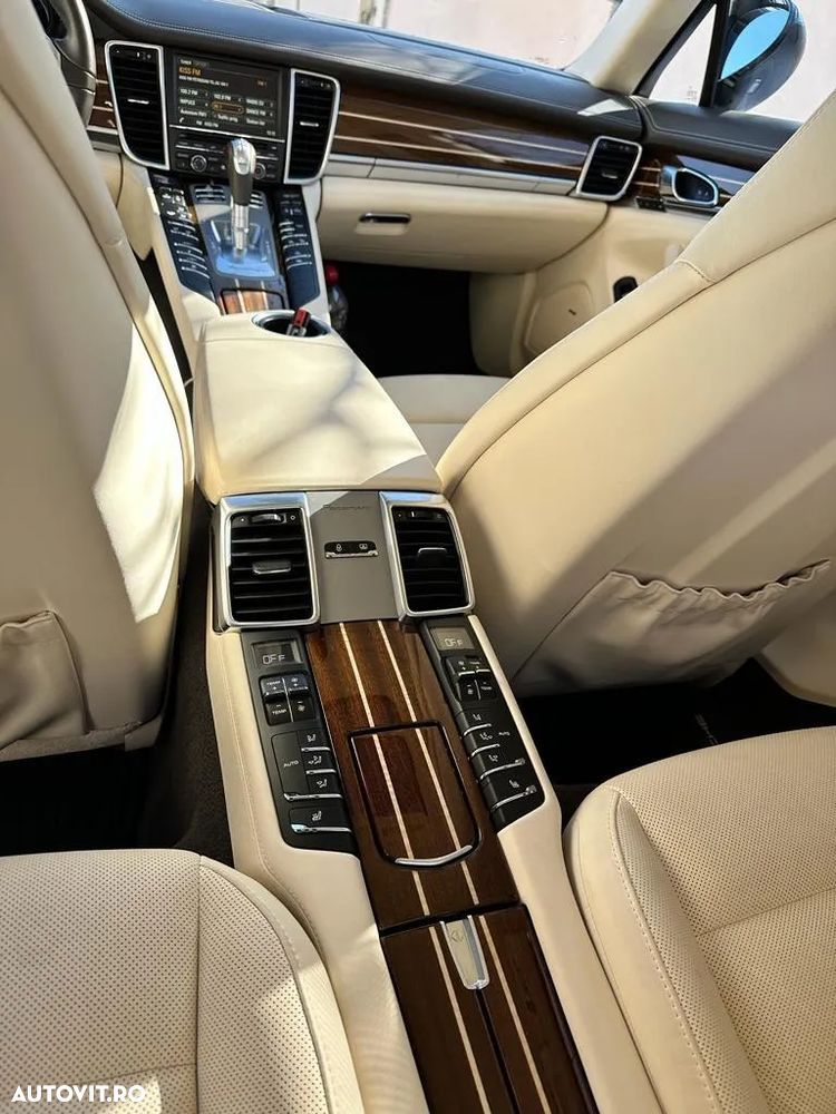 Porsche Panamera 3.0 Tiptronic S - 4