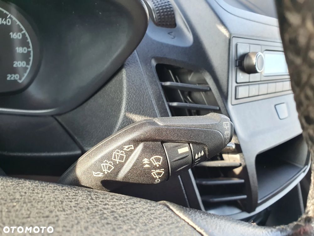 Ford Connect - 30