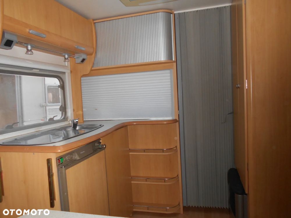 Beyerland SPRINTER LX 460 FB - 21