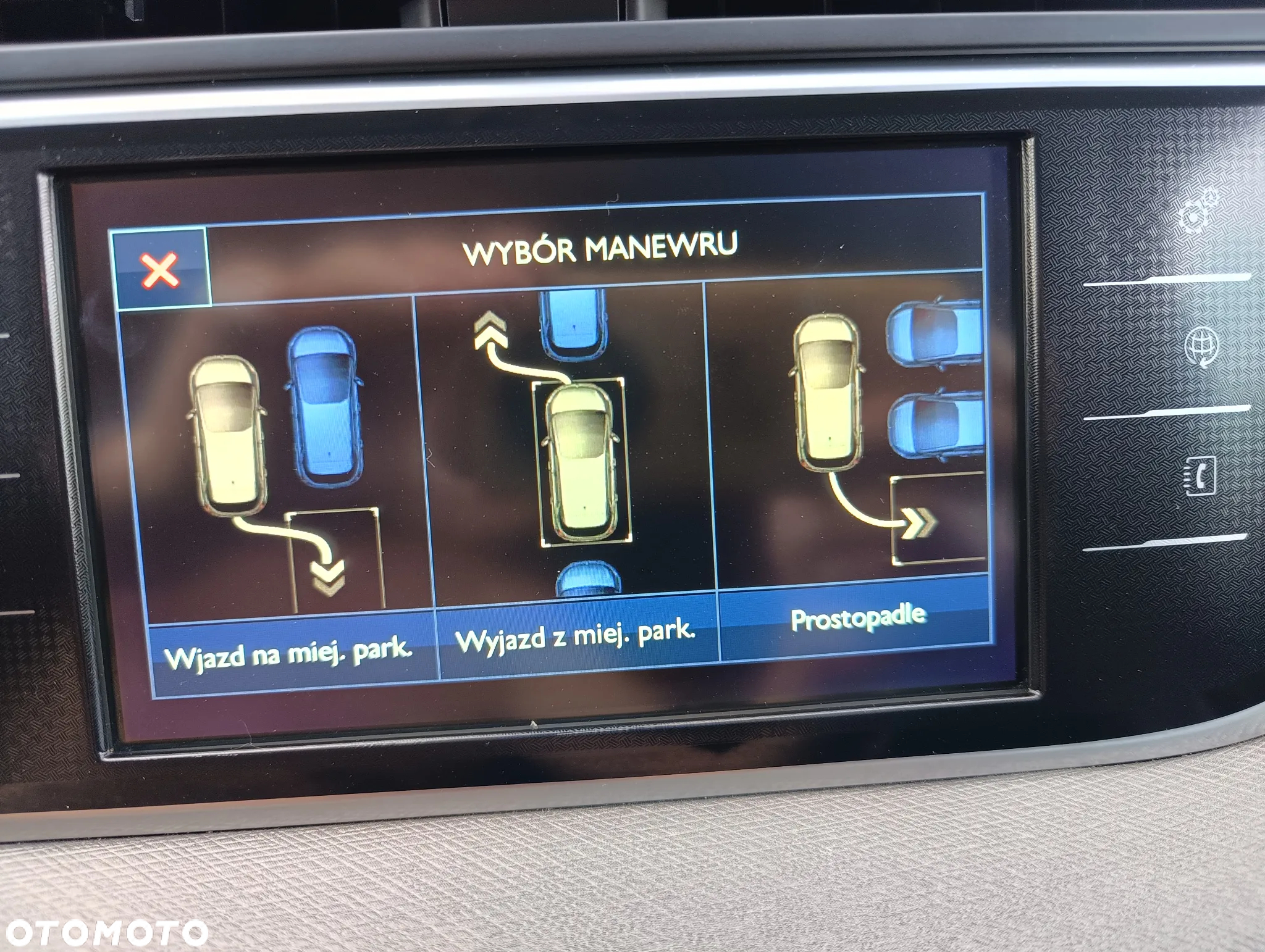 Citroën C4 Grand Picasso 1.6 THP Exclusive S&S EAT6 - 26