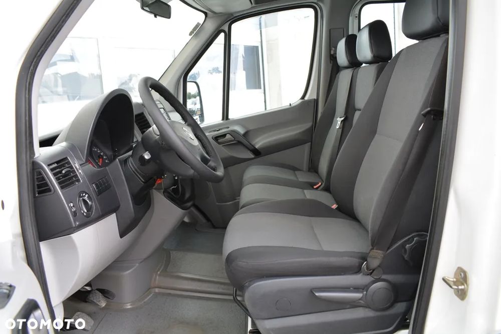 Volkswagen CRAFTER 35 DOKA - 24