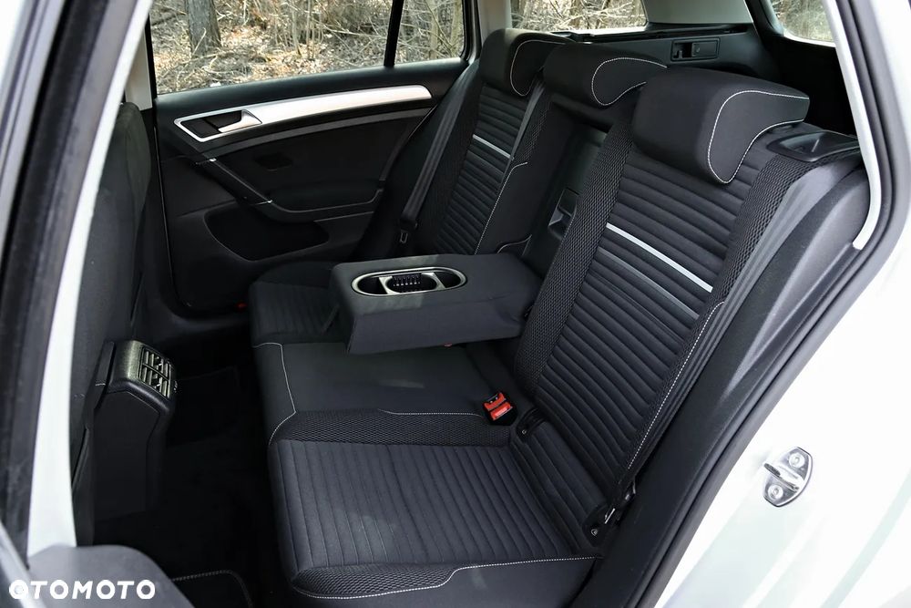 Volkswagen Golf Variant 2.0 TDI 4Motion BlueMotion Technology Cup - 7