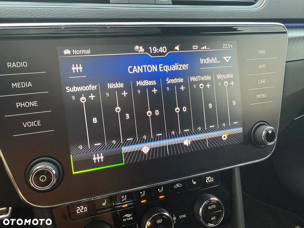 Skoda Superb 2.0 TSI Sportline DSG - 17
