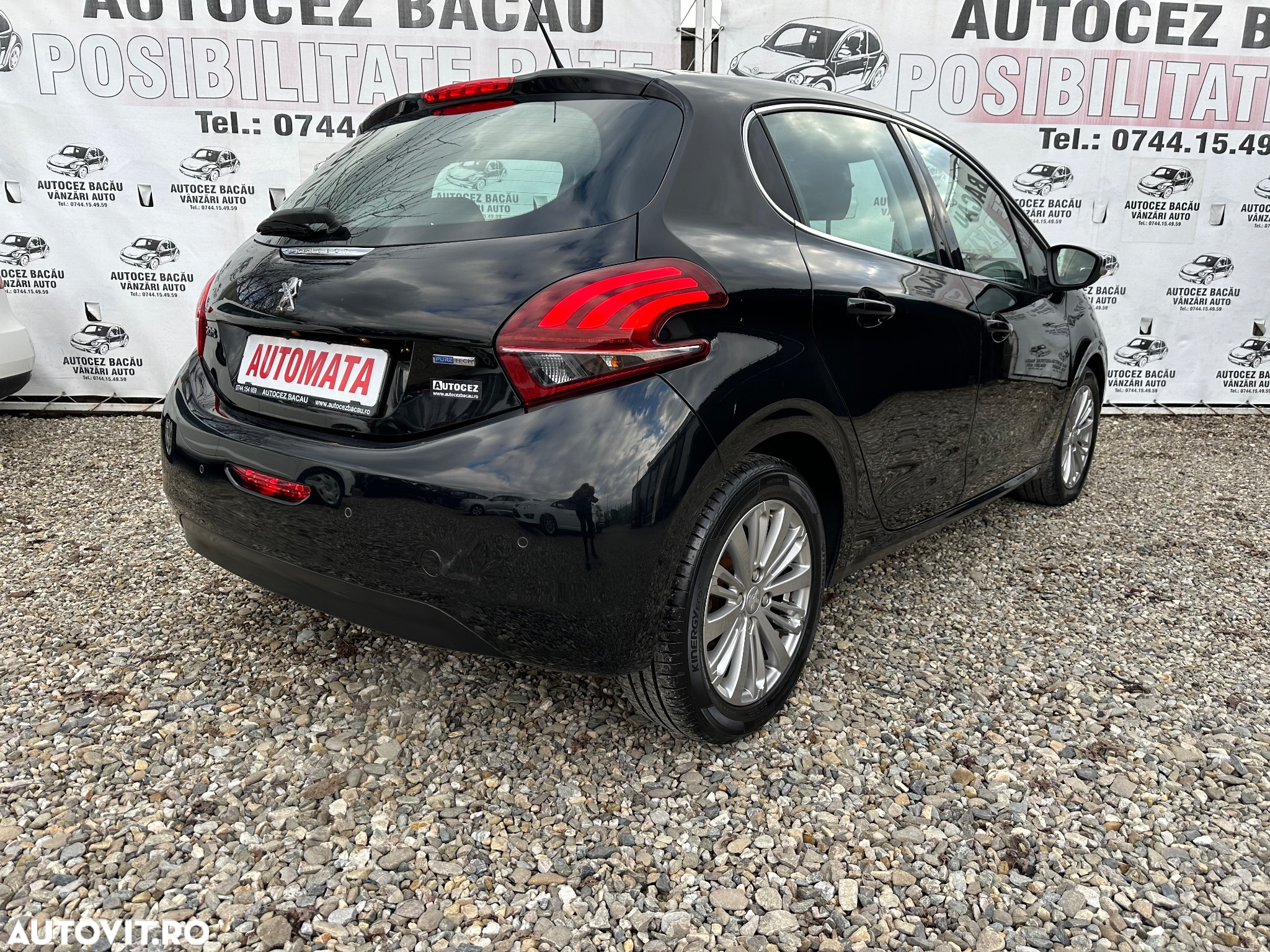 Peugeot 208 - 3