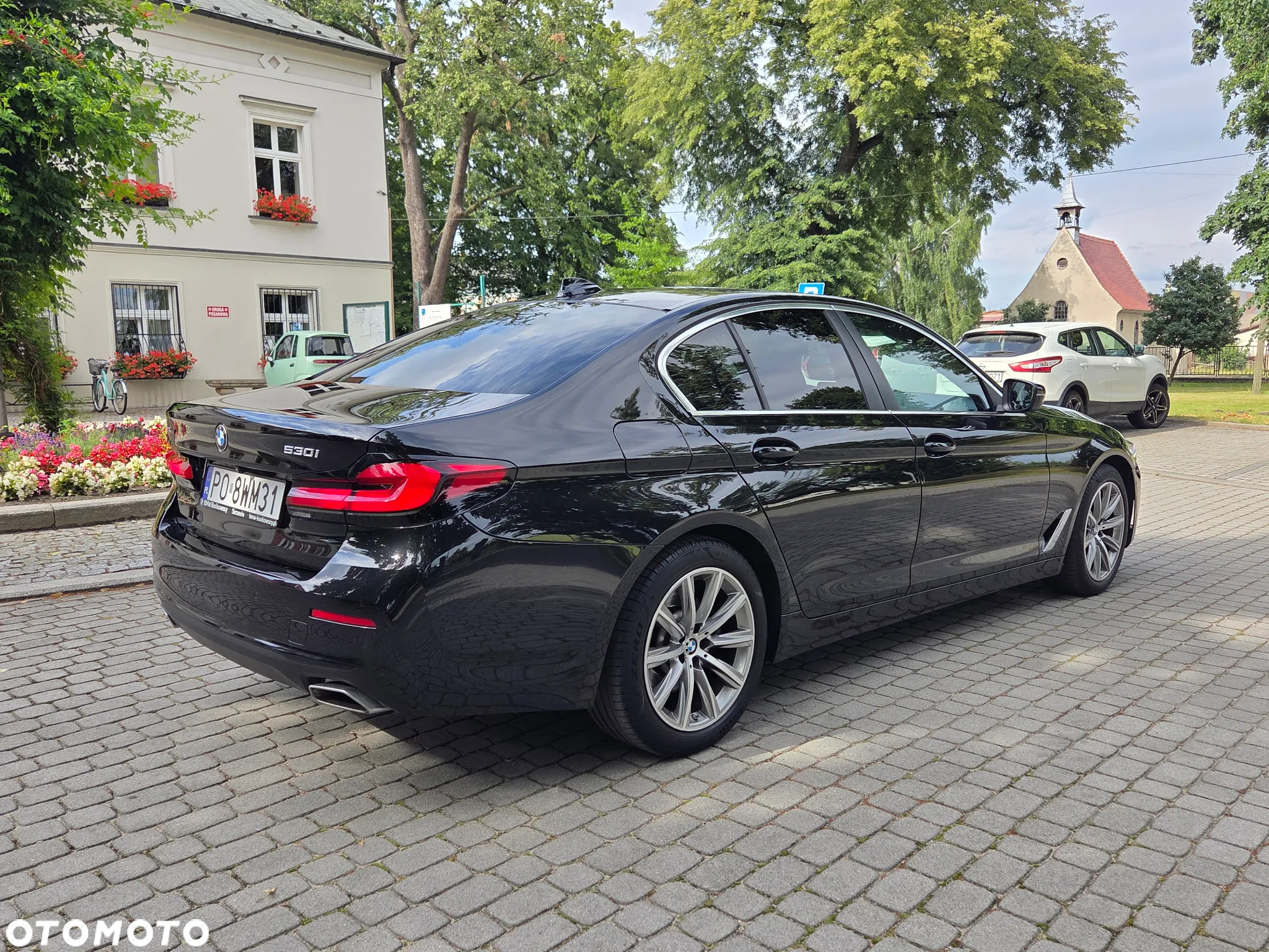BMW Seria 5 530i xDrive - 15
