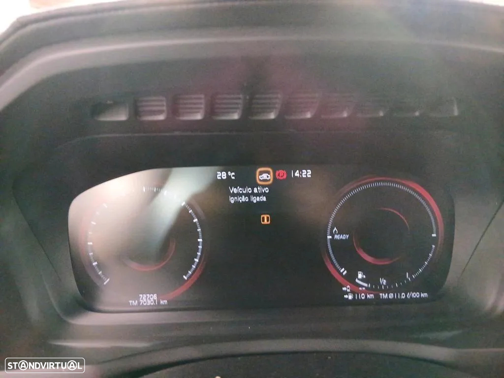Volvo XC 90 2.0 T8 PHEV R-Design AWD - 8