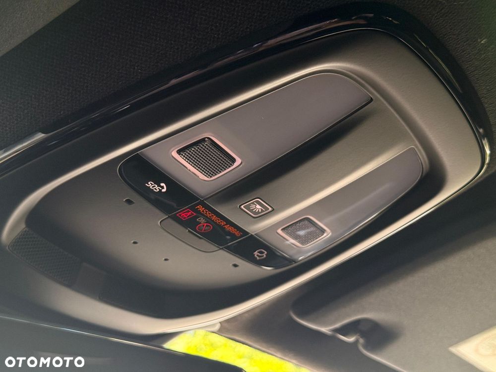 Volvo XC 40 - 30
