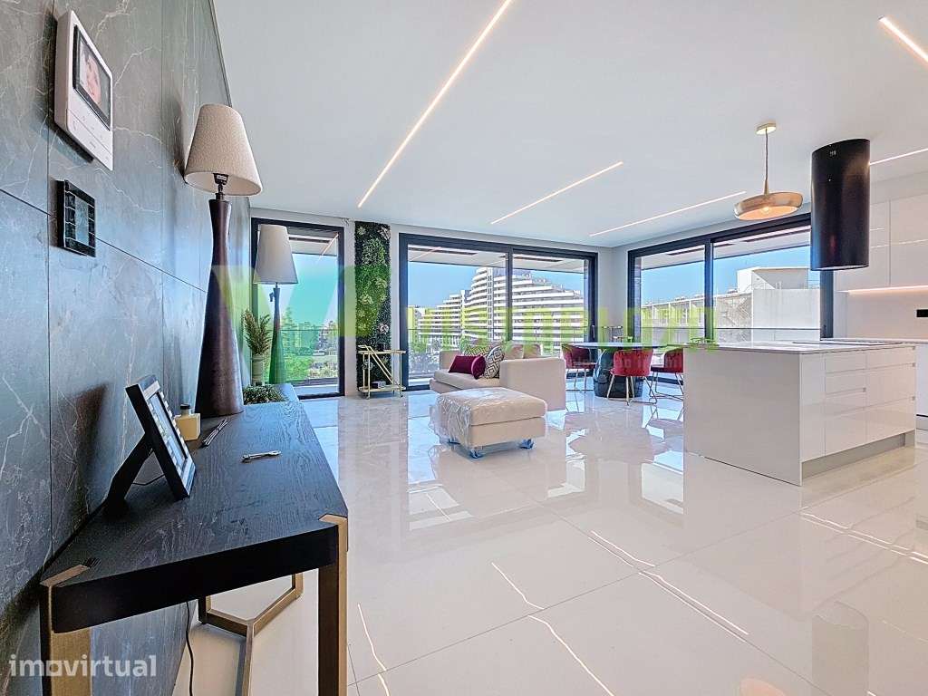 Penthouse Domus Lux Residence - com Lindíssima Vista Mar em Portimão - Grande imagem: 2/31