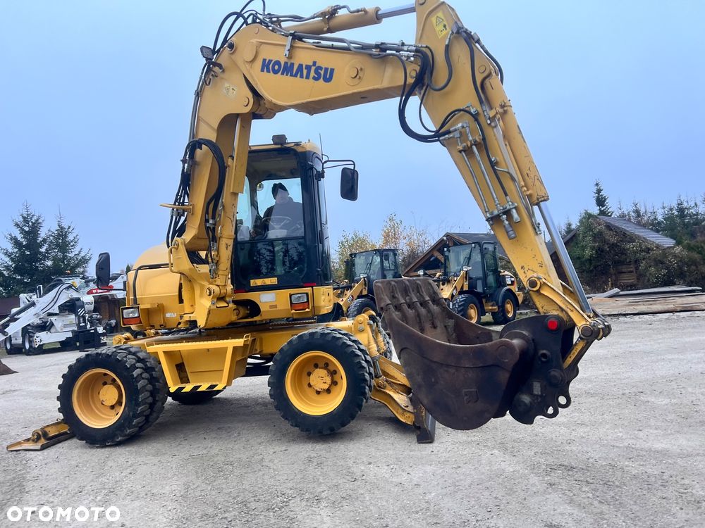 Komatsu 4x4x4 ramię łamane Koparka kołowa KOMATSU  PW98MR-8 10ton 4x4x4 ośki skrętne Ramię 3x łamane BEZ DPF i ADBLUE 4 cyl dodatkowe wyjścia hydr Pług Podpory 2012 szybka zwinna Prosto z importu 1 właściciel Cat TEREX Liebherr Wacker Pw 98 Mr 8 11 - 36