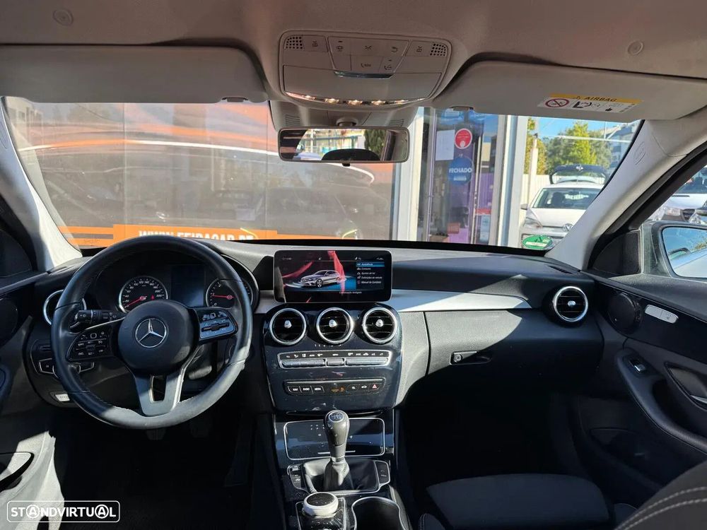 Mercedes-Benz C 200 - 40