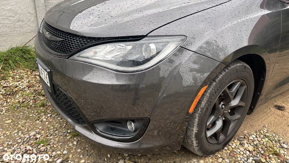 Chrysler Pacifica 2018 photo 4