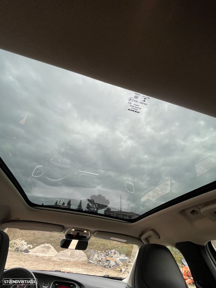 Volvo V40 D2 Momentum - 9