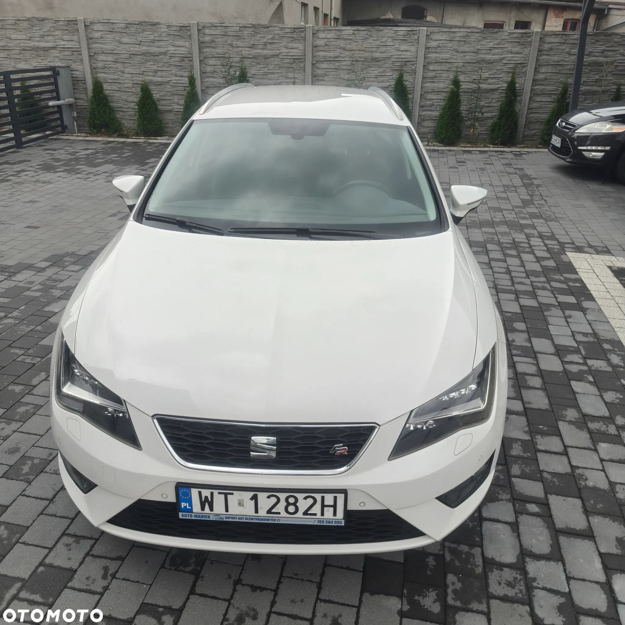 Seat Leon 2.0 TDI DPF Start&Stop DSG FR - 3
