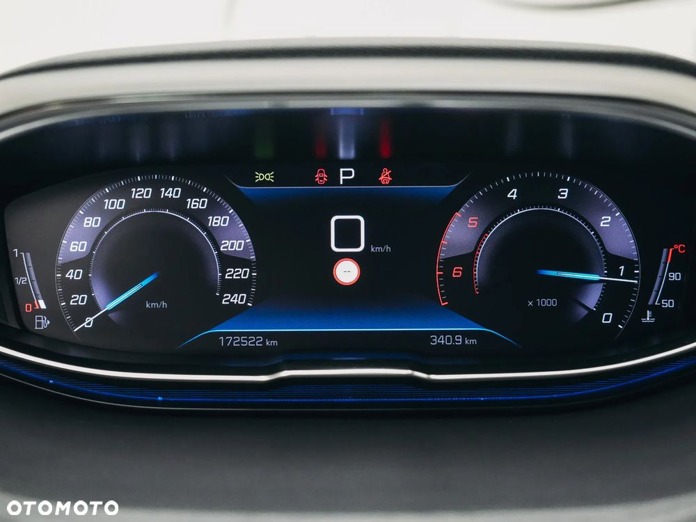 Peugeot 5008 - 19