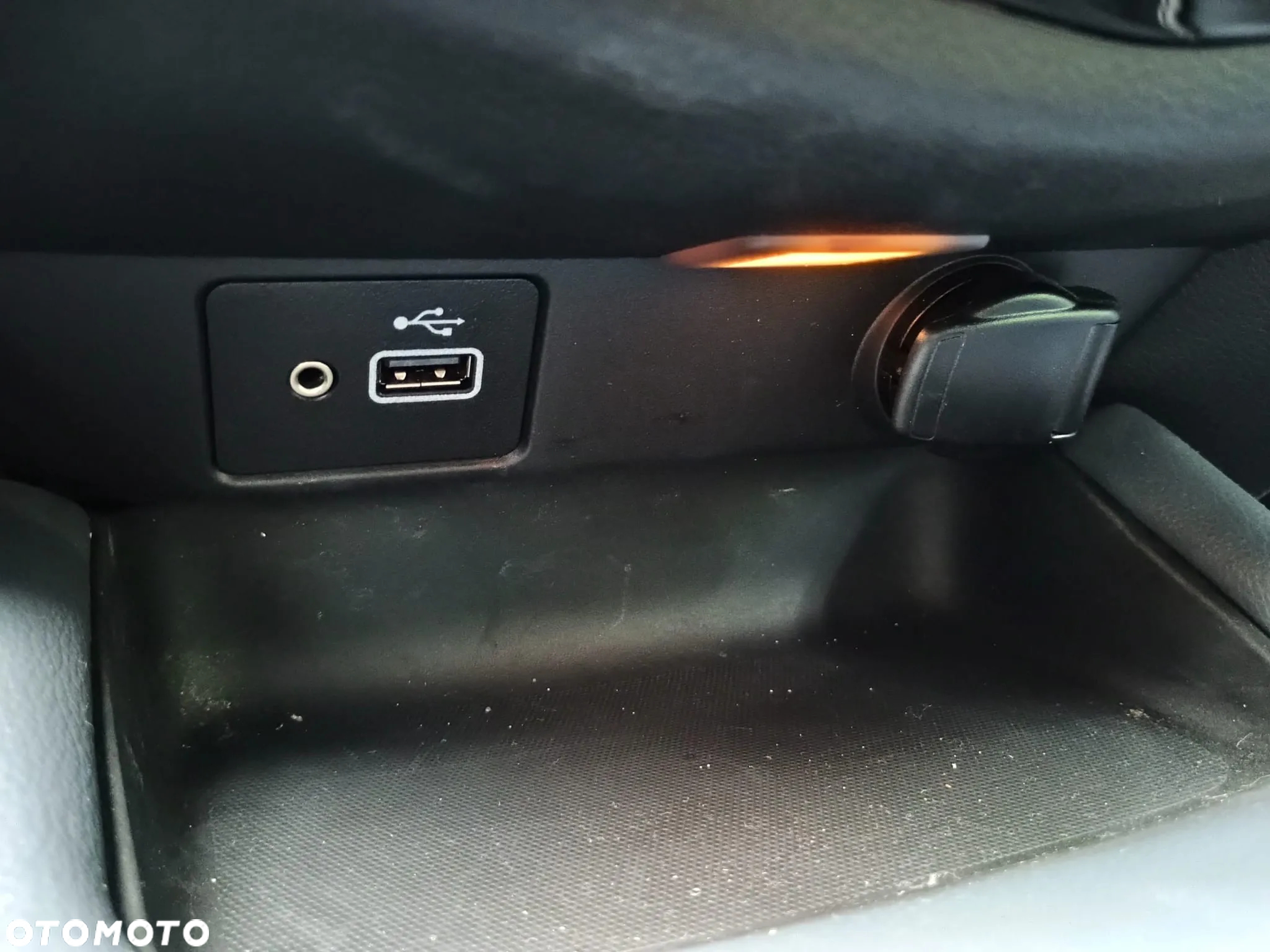 Nissan Juke 1.0 DIG-T N-Connecta - 13