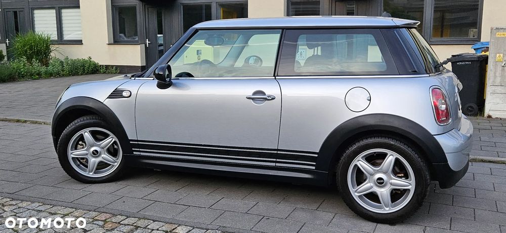 MINI ONE Standard - 24