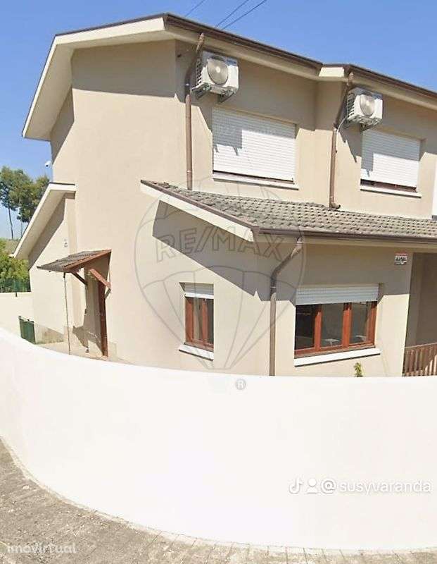 Moradia T5 para venda - Grande imagem: 2/32