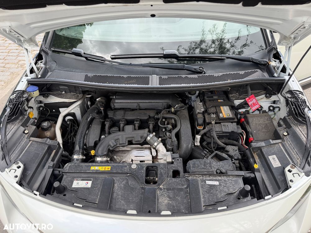 Peugeot 3008 1.6 THP EAT6 GT-Line - 8