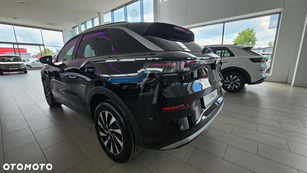 Volkswagen T-Roc - 12