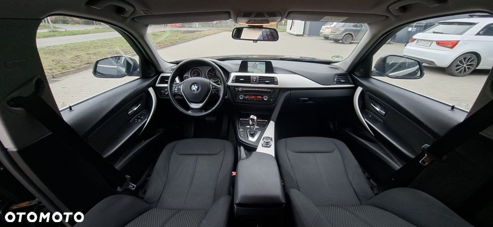 BMW Seria 3 318d - 10