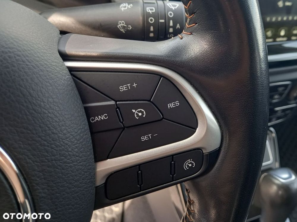 Jeep Compass - 14