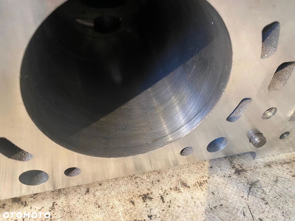 SILNIK GOŁY SŁUPEK MERCEDES BENZ 654920 2.2 CDI - 7