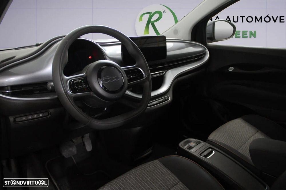 Fiat 500e C - 7