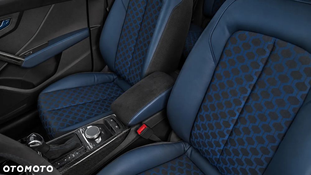 Audi Q2 - 19