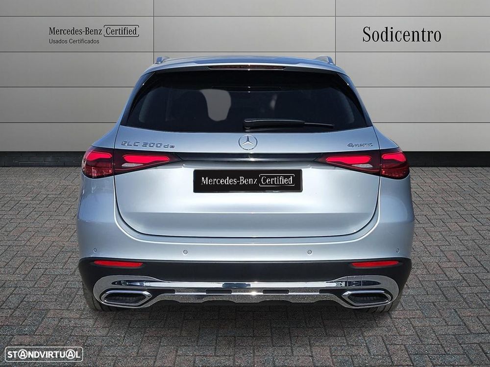Mercedes-Benz GLC 300 de 4Matic - 7