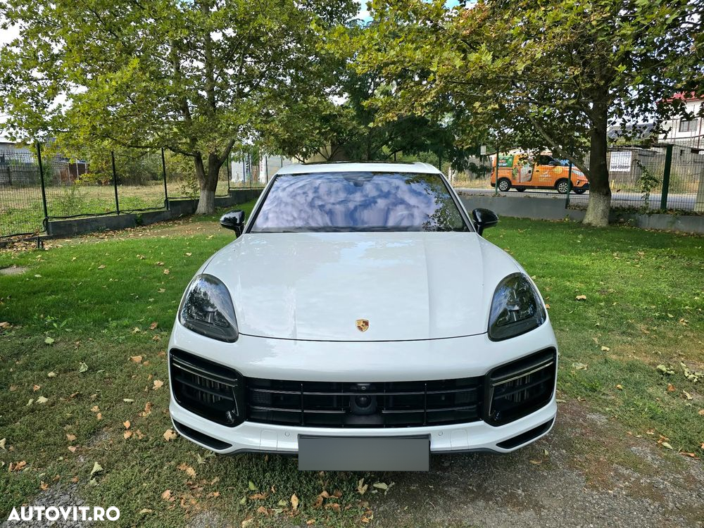 Porsche Cayenne - 2