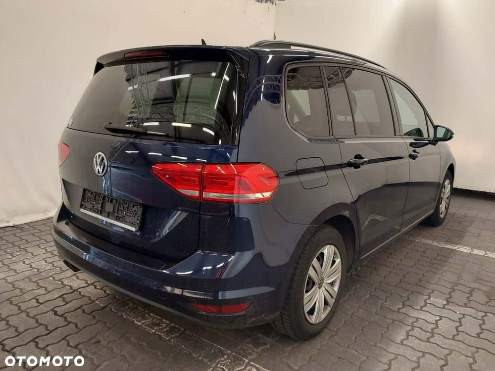 Volkswagen Touran 2.0 TDI BMT Comfortline DSG - 2