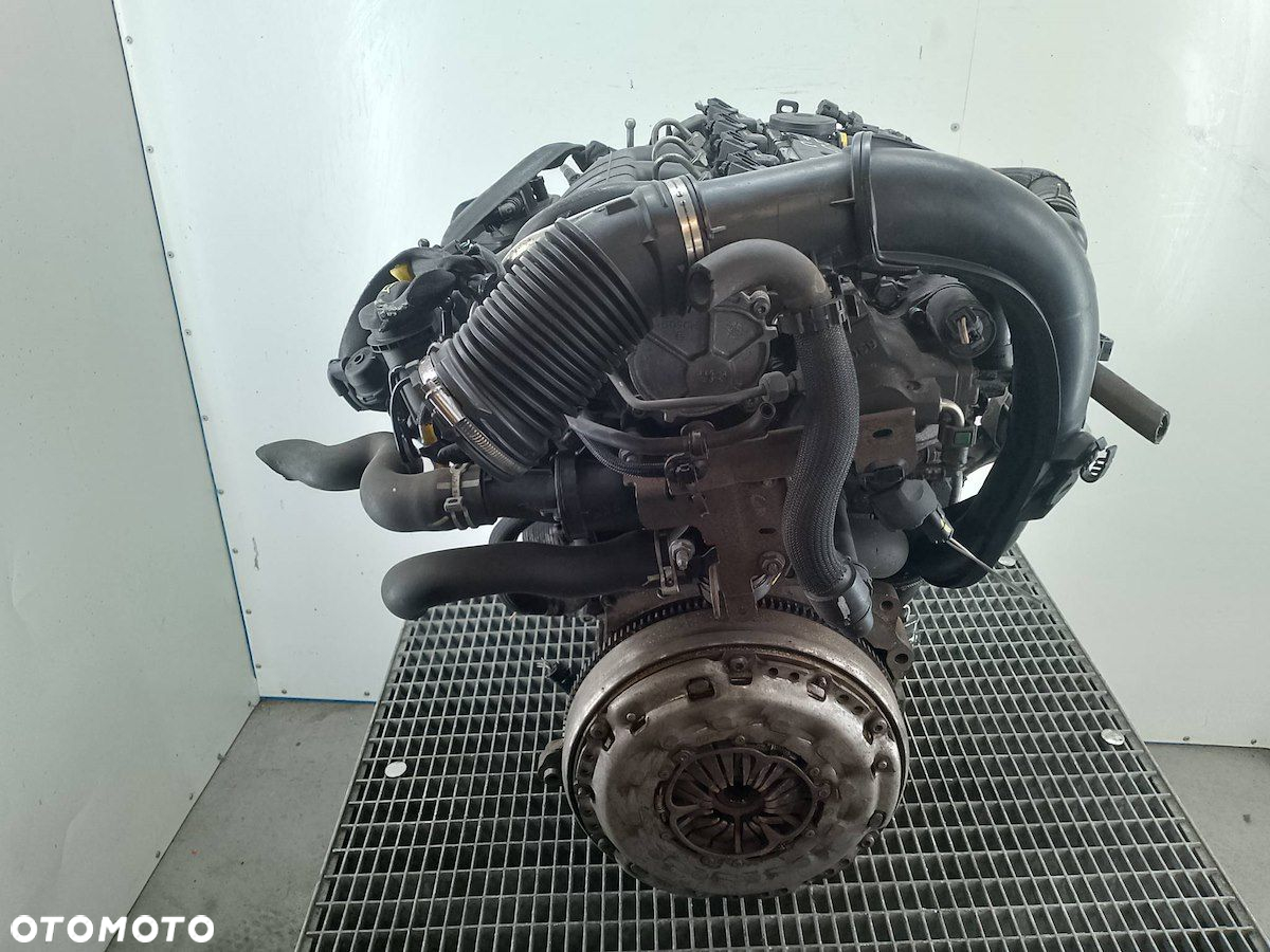 SILNIK CITROEN C5 FL RHR  10DYVD 2.0 HDI - 5