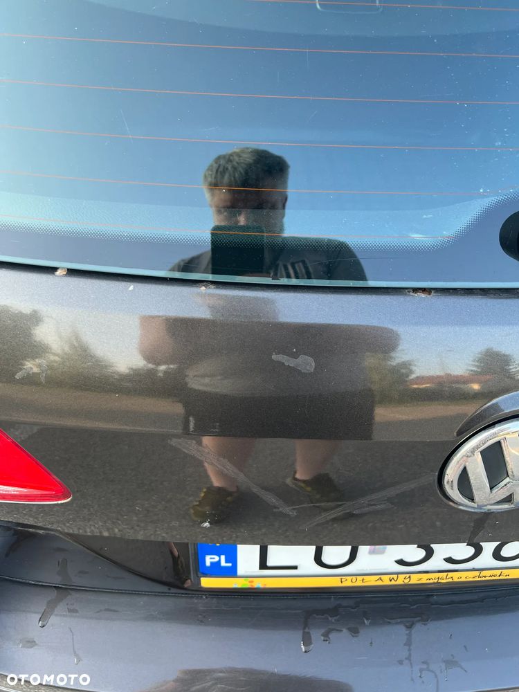 Volkswagen Passat 1.6 TDI Comfortline - 17