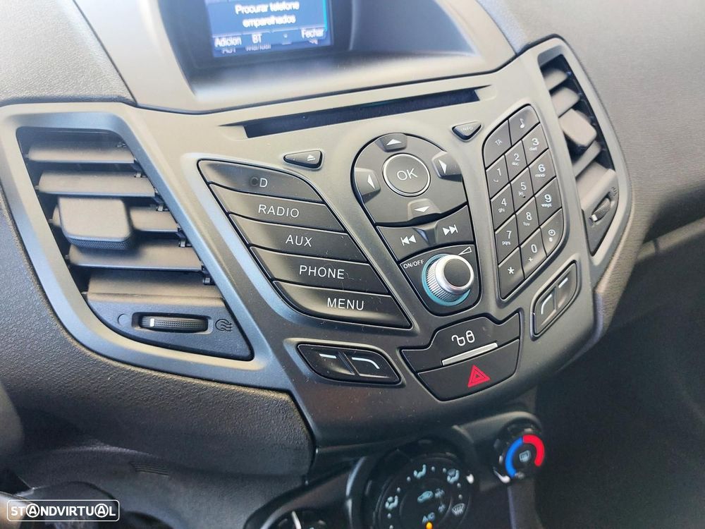 Ford Fiesta 1.0 Ti-VCT Trend - 25