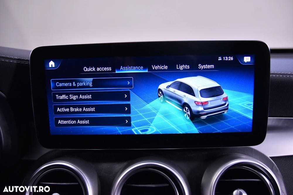 Mercedes-Benz GLC - 21