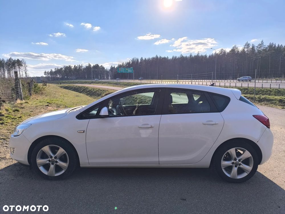 Opel Astra 1.6 Enjoy - 5