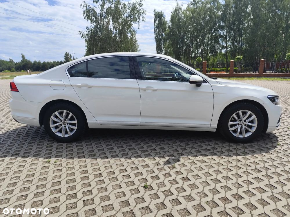 Volkswagen Passat 2.0 TDI EVO Business - 9