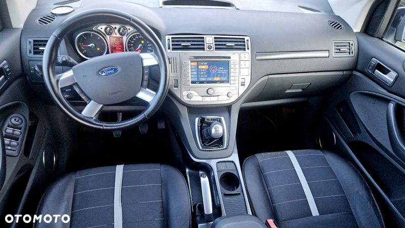 Ford Kuga 2.0 TDCi Titanium - 2