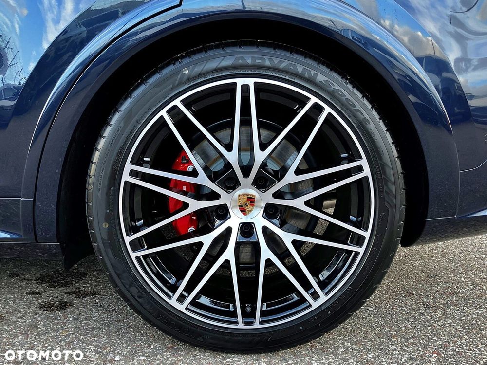 Porsche Cayenne - 15