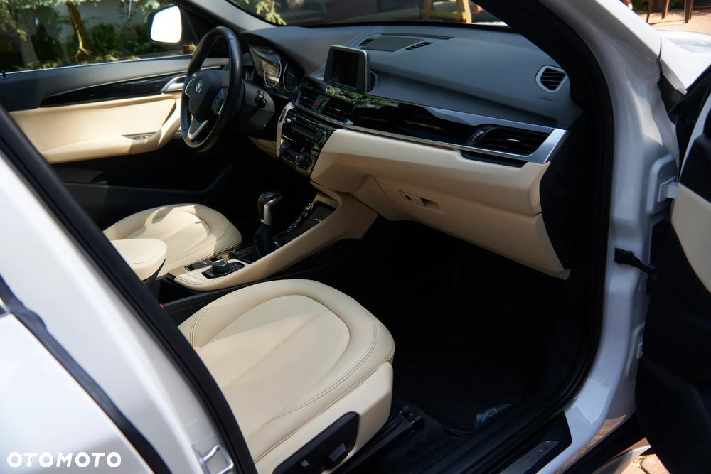 BMW X1 xDrive20i xLine - 15