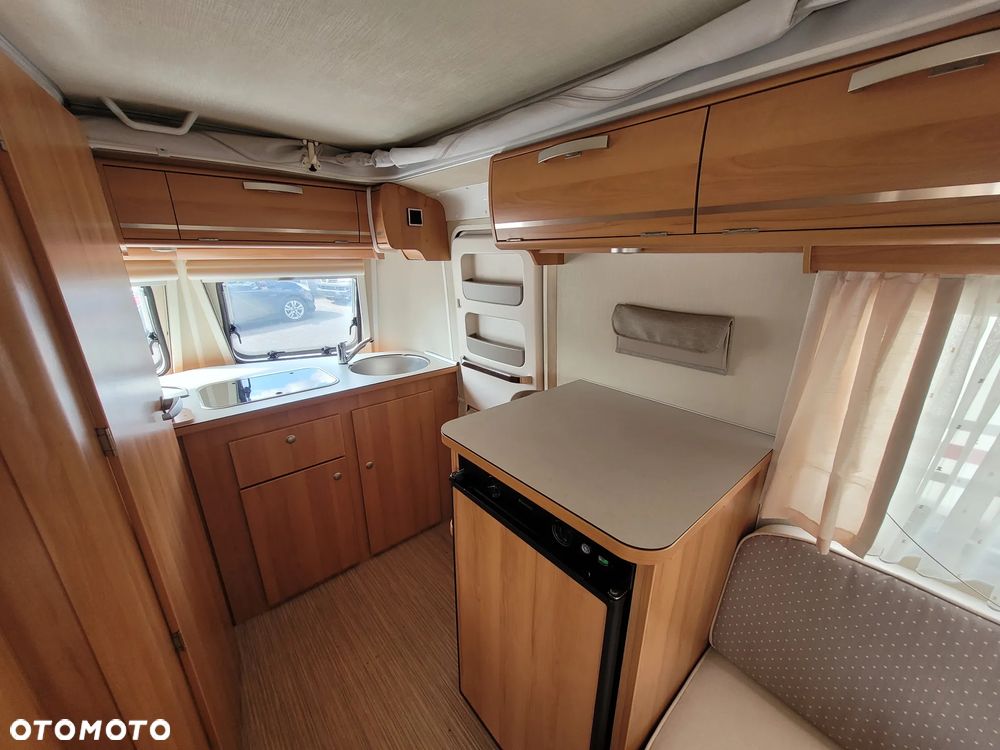 Weinsberg CARATWO 390, DMC 1200, 2022r. przedsionek - 3