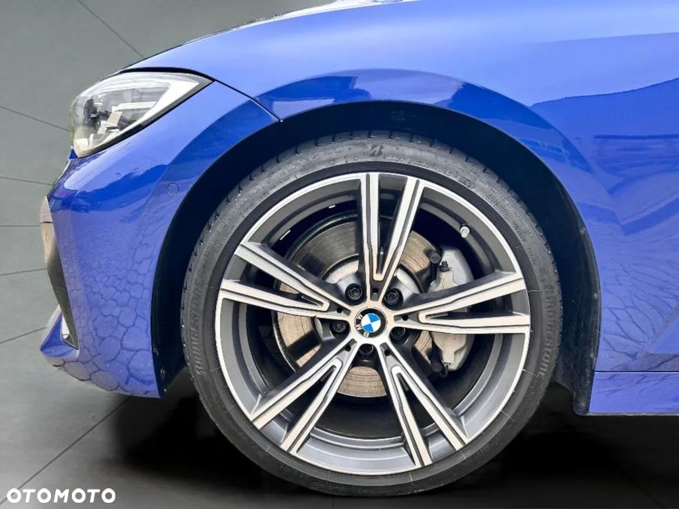 BMW Seria 3 330d MHEV M Sport sport - 14
