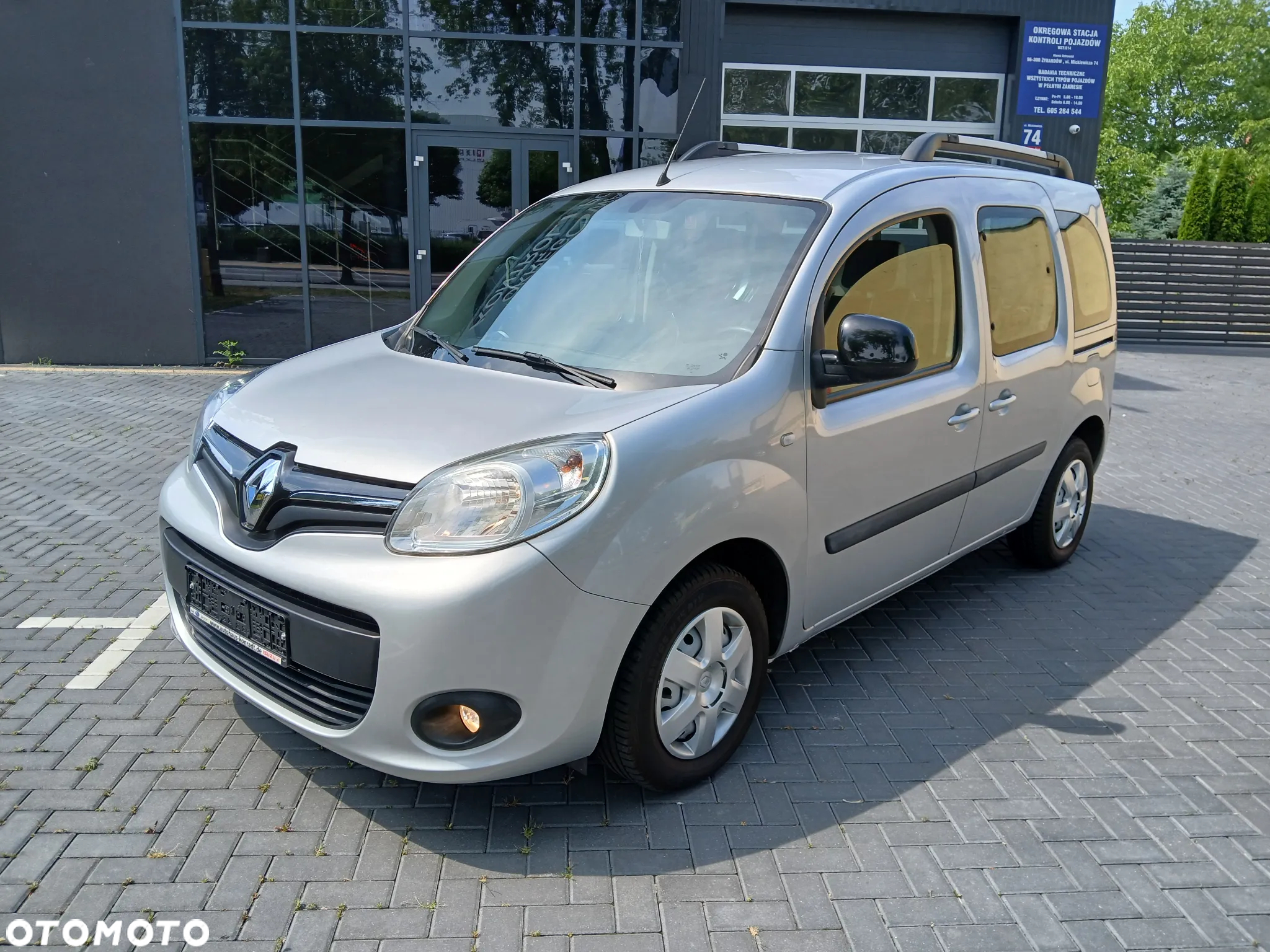 Renault Kangoo 1.6 16V 105 Authentique - 4